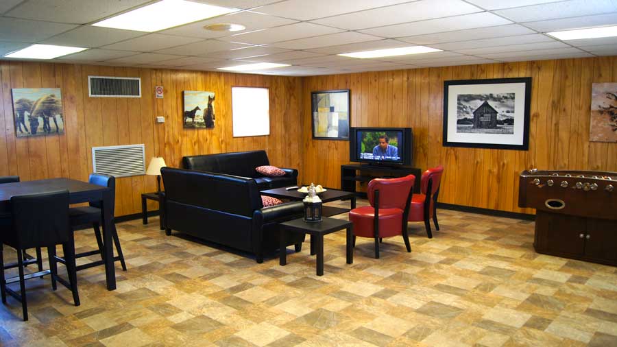 RV Park Pleasanton Texas Clubhouse Interior